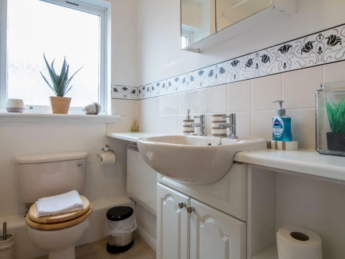 Bright & Tranquil Apartment Near City Centre With Free Parking! Эдинбург Экстерьер фото